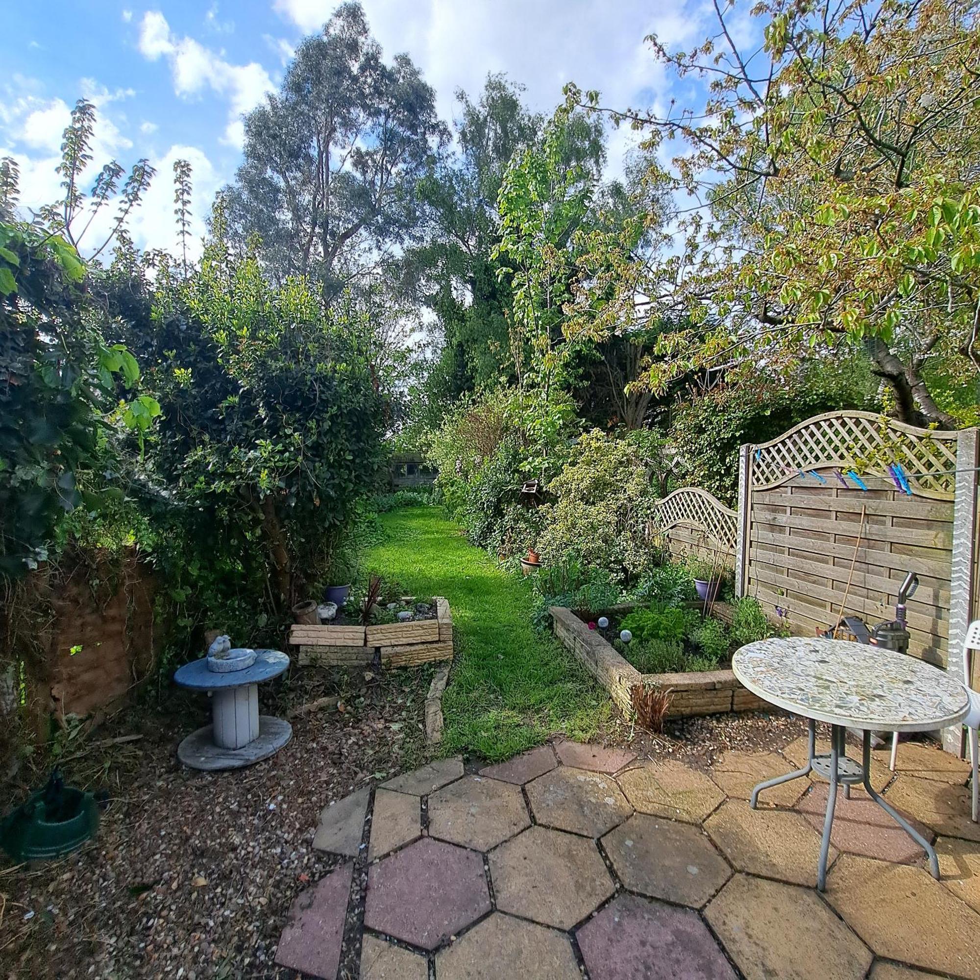 Generous 3 Bed In The Heart Of The Village Huntingdon Esterno foto