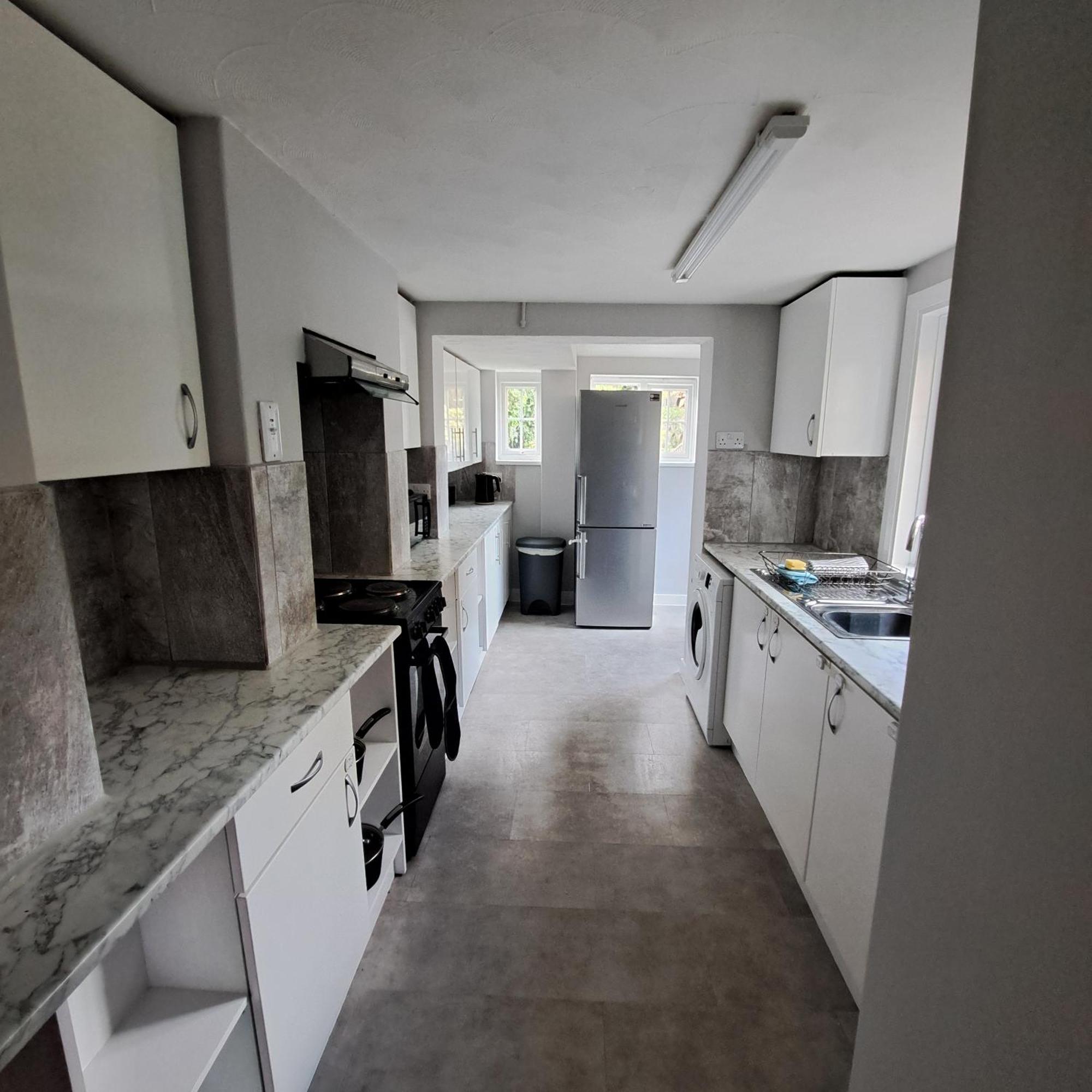 Generous 3 Bed In The Heart Of The Village Huntingdon Esterno foto